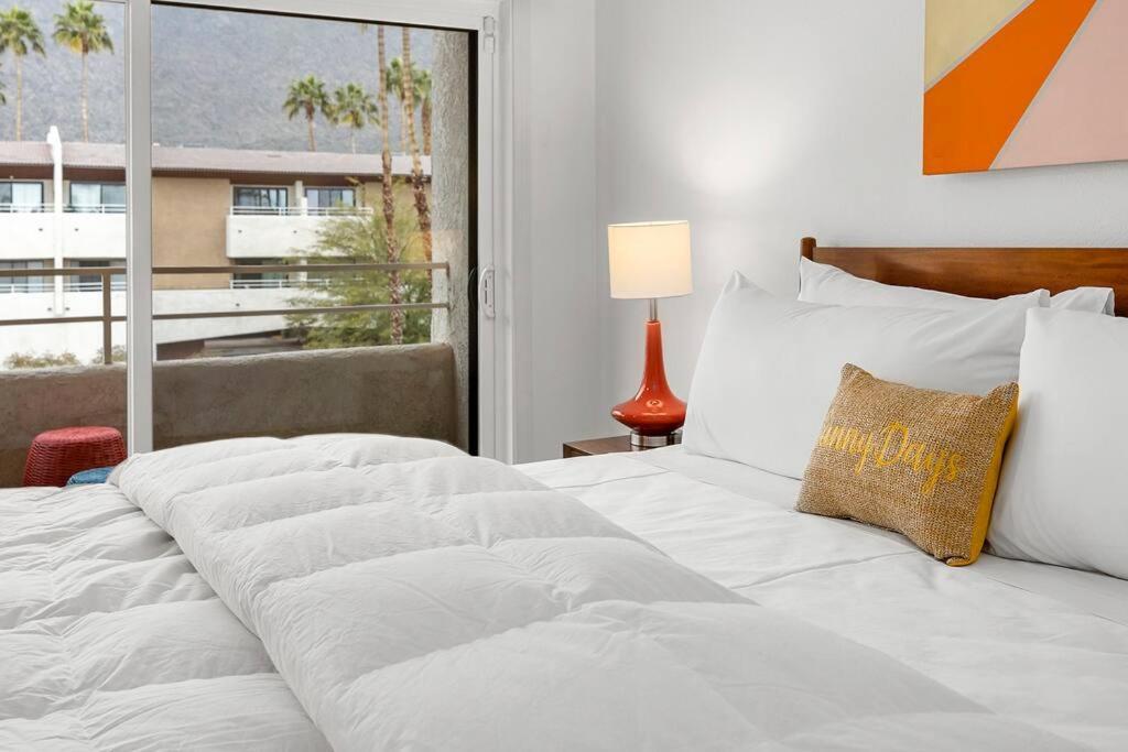 The 1 At Biarritz-Remodeled 1 Bedroom In Downtown Ps Palm Springs Zewnętrze zdjęcie