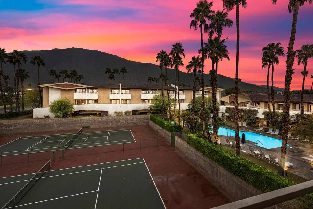 The 1 At Biarritz-Remodeled 1 Bedroom In Downtown Ps Palm Springs Zewnętrze zdjęcie